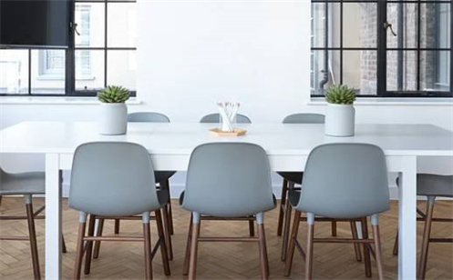 今天万年历2027年8月29日迁入新居吉日,搬家好日子查询