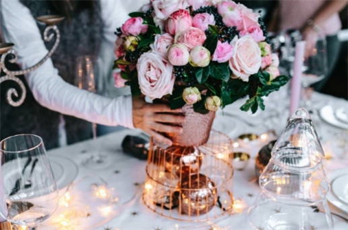 今天万年历2026年11月25日兴工吉日,动土好日子查询