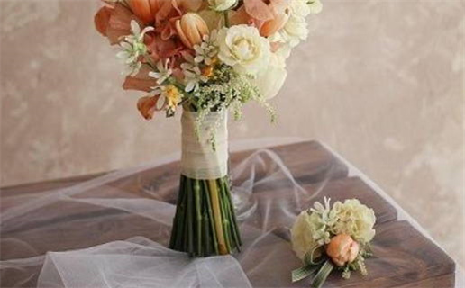 农历2028年六月十二黄历办婚礼适合吗,结婚吉日查询