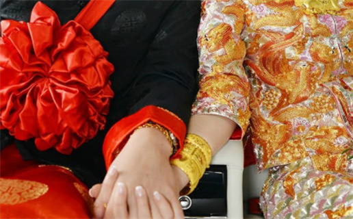 农历2025年腊月初一黄历嫁娶适合吗,这天嫁娶合适吗