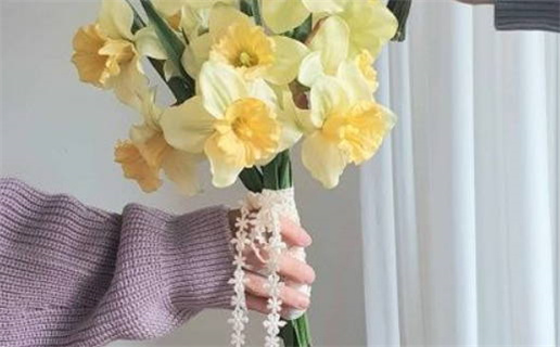 农历2028年正月初一黄历：今天适合结婚吗