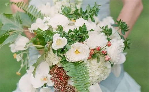 今天是否适合婚嫁,结婚2027年7月20日黄历分析