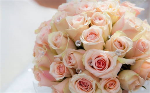 2027年9月6日适宜办证吗,这天领证合适吗