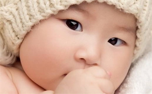 金姓男孩名字五行分析及推荐，5个稳重大气名字详解