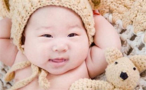 2025年11月21日生辰八字起名：马姓男孩子取什么名字最合适