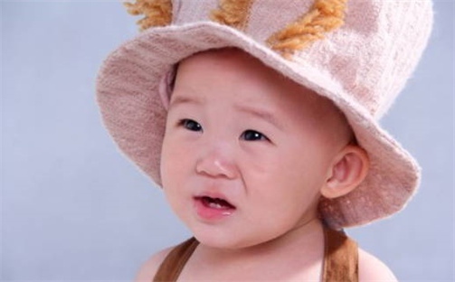 邱姓2025年12月21日出生的女孩子命理分析与起名攻略