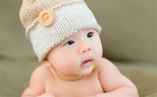 张姓2025/12/04出生男宝宝起名全攻略：名字推荐与禁忌字分析