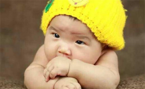 2025年12月06日生辰八字起名：赖姓男孩子取什么名字最合适